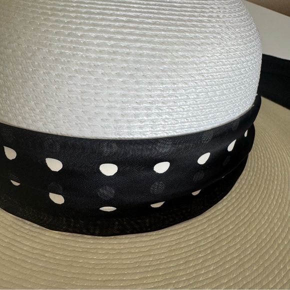 Vintage Black and White Woven Wide Brim Hat with Polka Dot Band - Picture 4 of 11